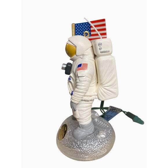 Hallmark 1994 Lunar Landing 25th Anniversary Astronaut Ornament With Light-Up Ba - Picture 7 of 16